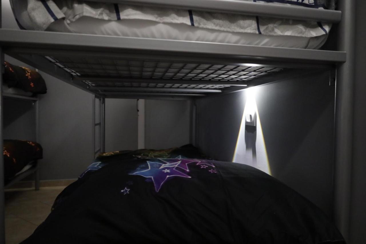 טיראנה Sonche Hostel מראה חיצוני תמונה