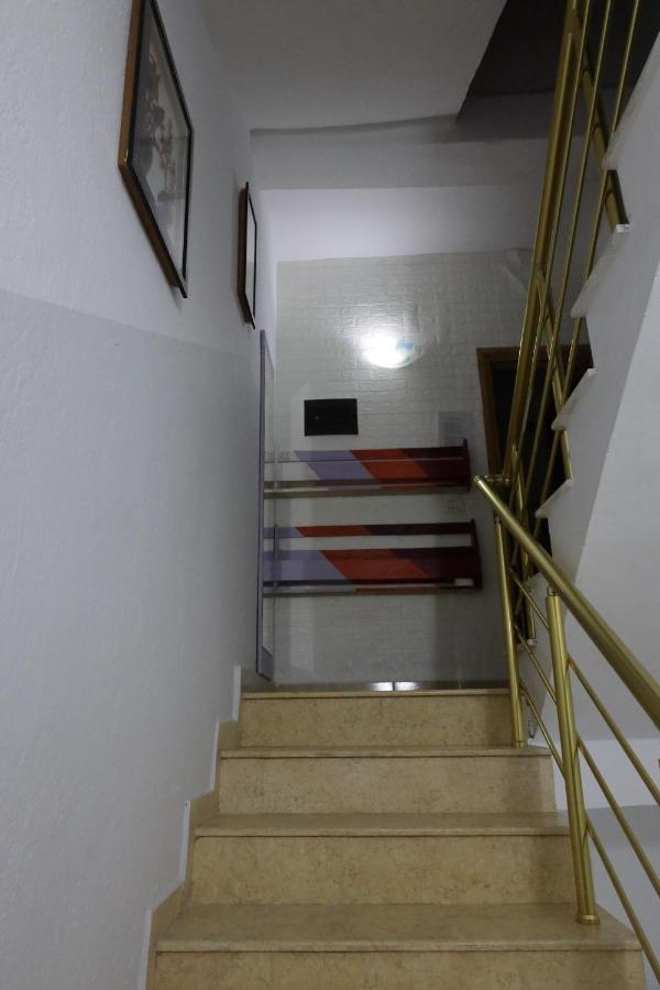 טיראנה Sonche Hostel מראה חיצוני תמונה